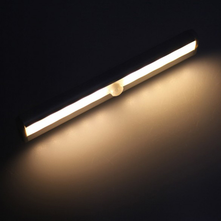 Motion Activated USB Rechargeable LED Closet Light Wireless Stick-on Anywhere Magnetic Motion Sensor Light