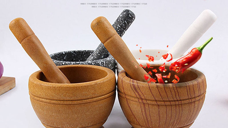 Hot Selling Mortar And Pestle Creative PP Plastic Crushing Machine Convenient Manually  Garlic Masher