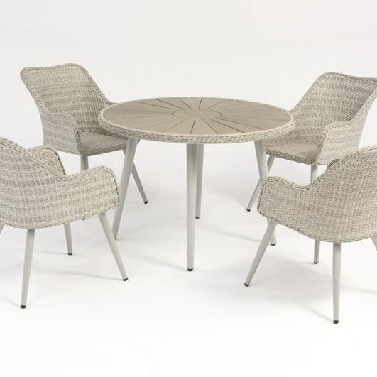 Outdoor Leisure Aluminum Frame Rattan Table and Chair Furniture Set