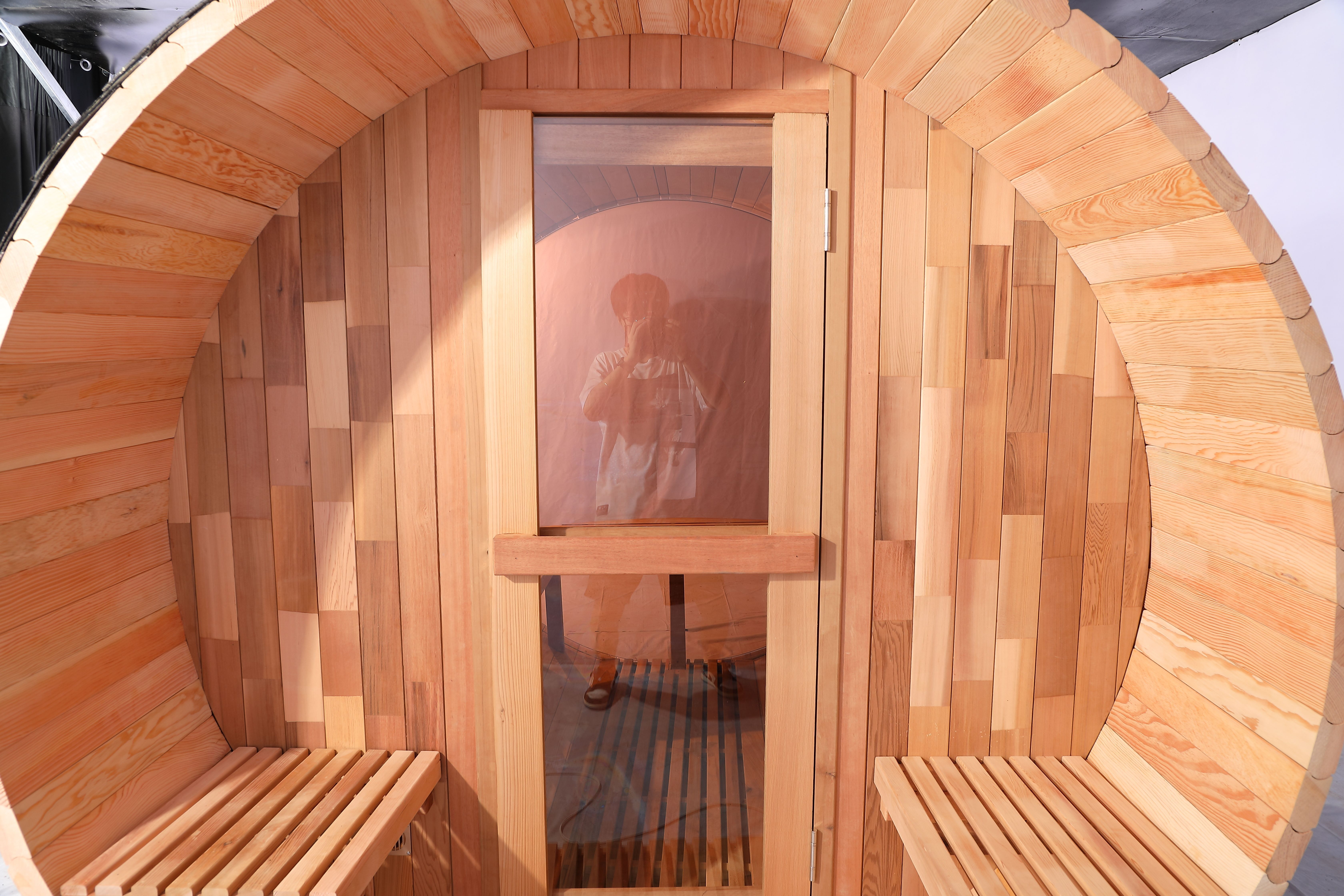 Smartmak  2-8 Person Outdoor Barrel Wooden Steam Sauna With Porch