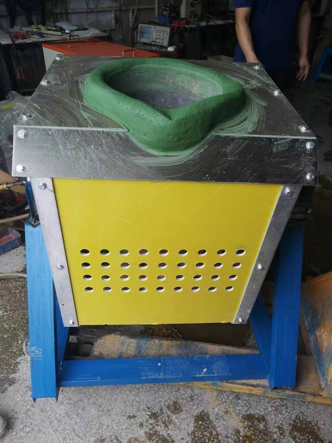 RXS 25kg aluminum induction melting furnace 40kg lead metal melting induction furnace 50kg induction melting furnace for sale