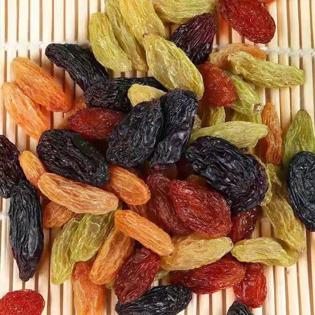 Top Grade Fruits Golden Green Black Red Dried Raisin prices