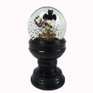 Hot Sale Halloween Decoration Resin Products Snowball