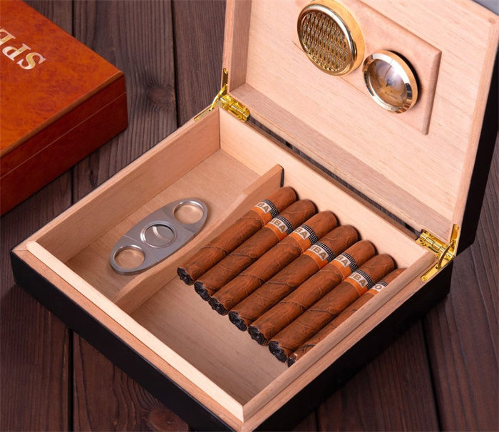 Custom personalized travel cigar accessories luxury cigar cases humidors carrying man Gift Cigar Humidor Box case