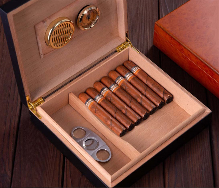 Custom personalized travel cigar accessories luxury cigar cases humidors carrying man Gift Cigar Humidor Box case