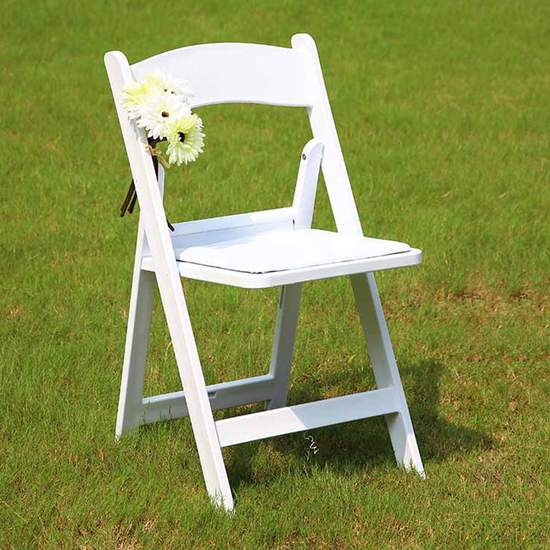 Factory Wholesale Resin Folding Chair Wedding Party Banquet Chair Folding Chair for Events