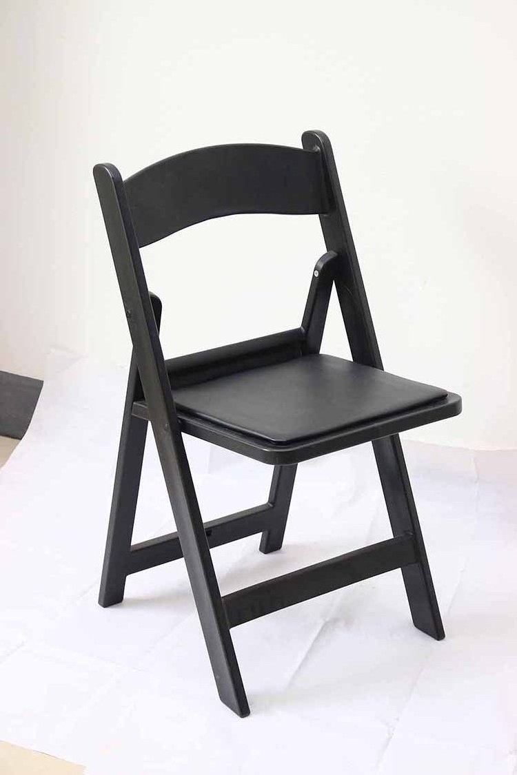 Factory Wholesale Resin Folding Chair Wedding Party Banquet Chair Folding Chair for Events