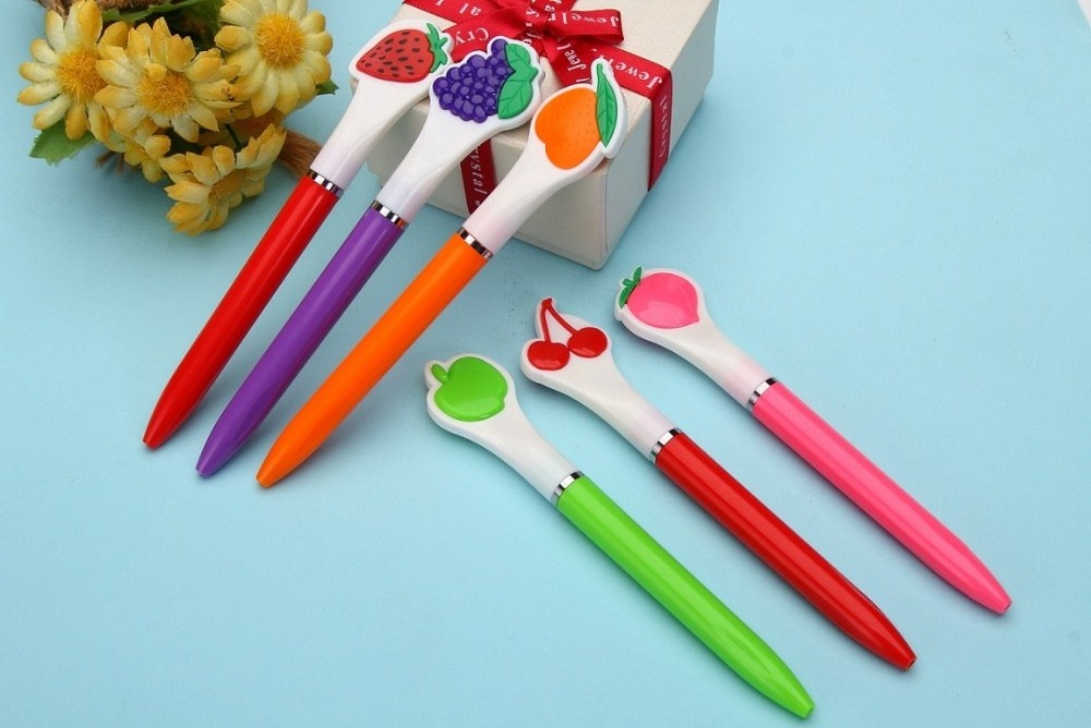 fancy stationery 2018 new plastic ballpen with fruit design