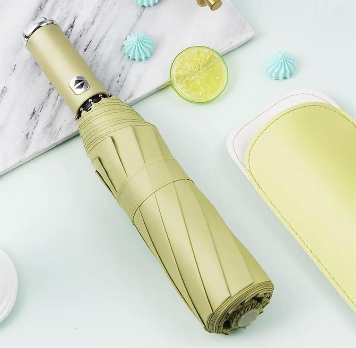 Wholesale Adjustable Durable Flashlight Handle Fully Automatic Umbrella Used For Sunny Day Rainy Day Outdoor