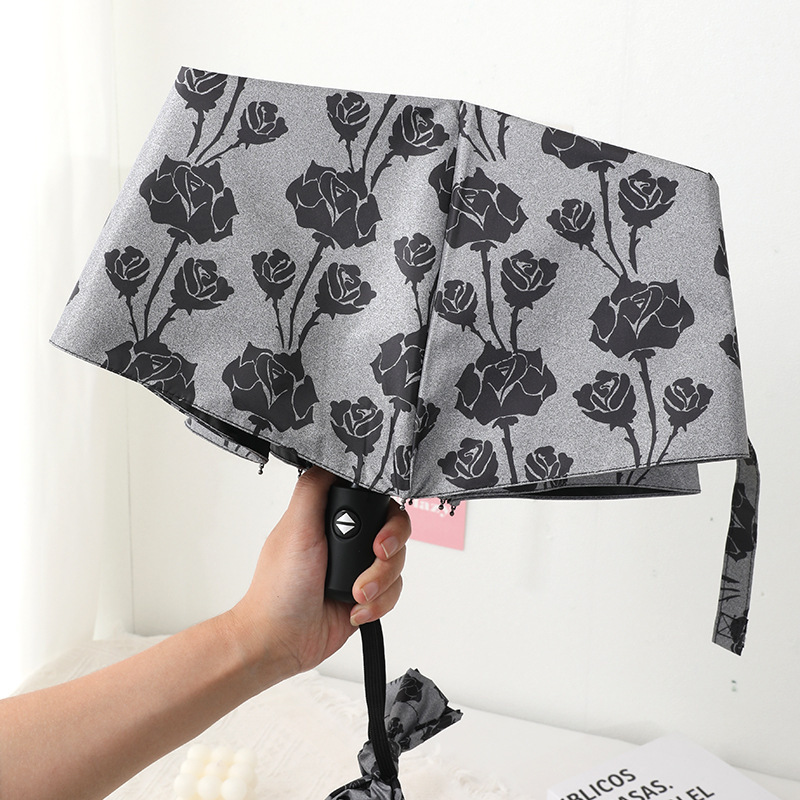 Retro Black Rose Pattern Parapluie Automatic Three Fold Umbrella Anti UV Sunscreen and Windproof Rain Umbrella for Women