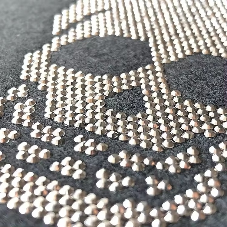 Heat Transfers Rhinestones Appliques Patches Factory Design Custom Skull Logo Hot Press Rhine Stone Decals for Clothing