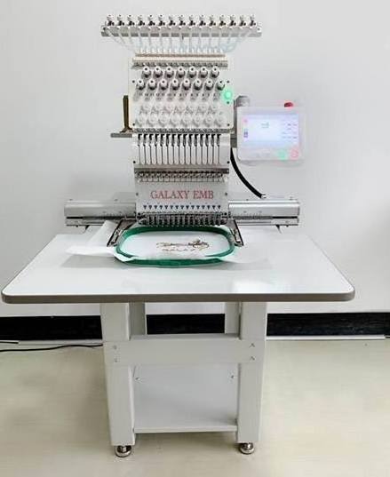 Automatic Small personalized design embroidery computerized sewing machine PE770