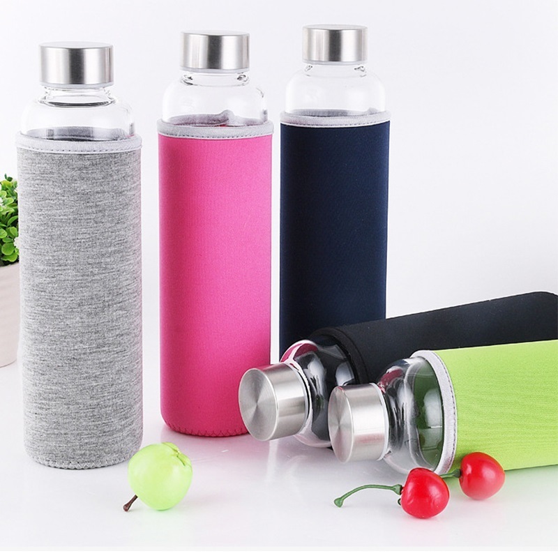 Latest Fashion Glass Water Bottle Outdoor Travel Sport Leakproof  Glass Water Bottles With Custom Silicone Sleeve