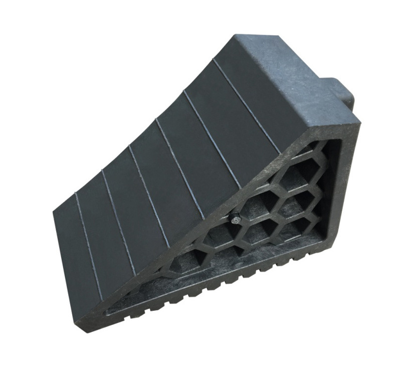 Heavy Duty Black Safety Car Rubber  Stop Blocks For Truck Wheel Chock