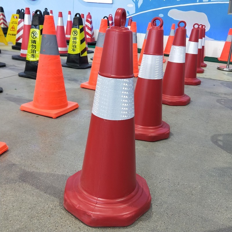 Low price Pvc Rubber Safety Orange Flexible Reflective Fluorescent Durable Traffic Road Cone