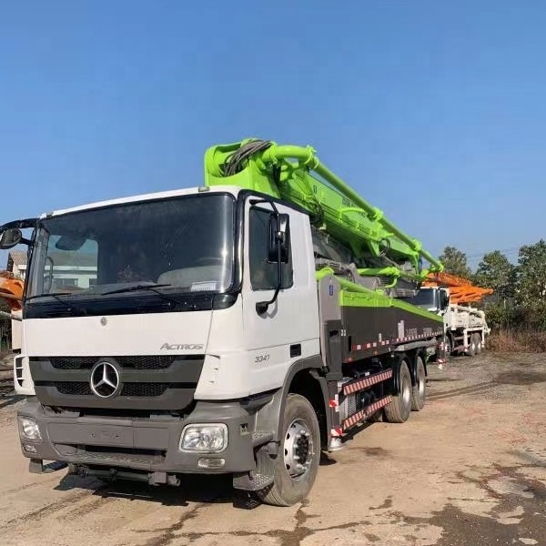 Popular truck mounted concrete mixer pump Zoomlion 47m Concrete pump Mounted Truck Factory Price