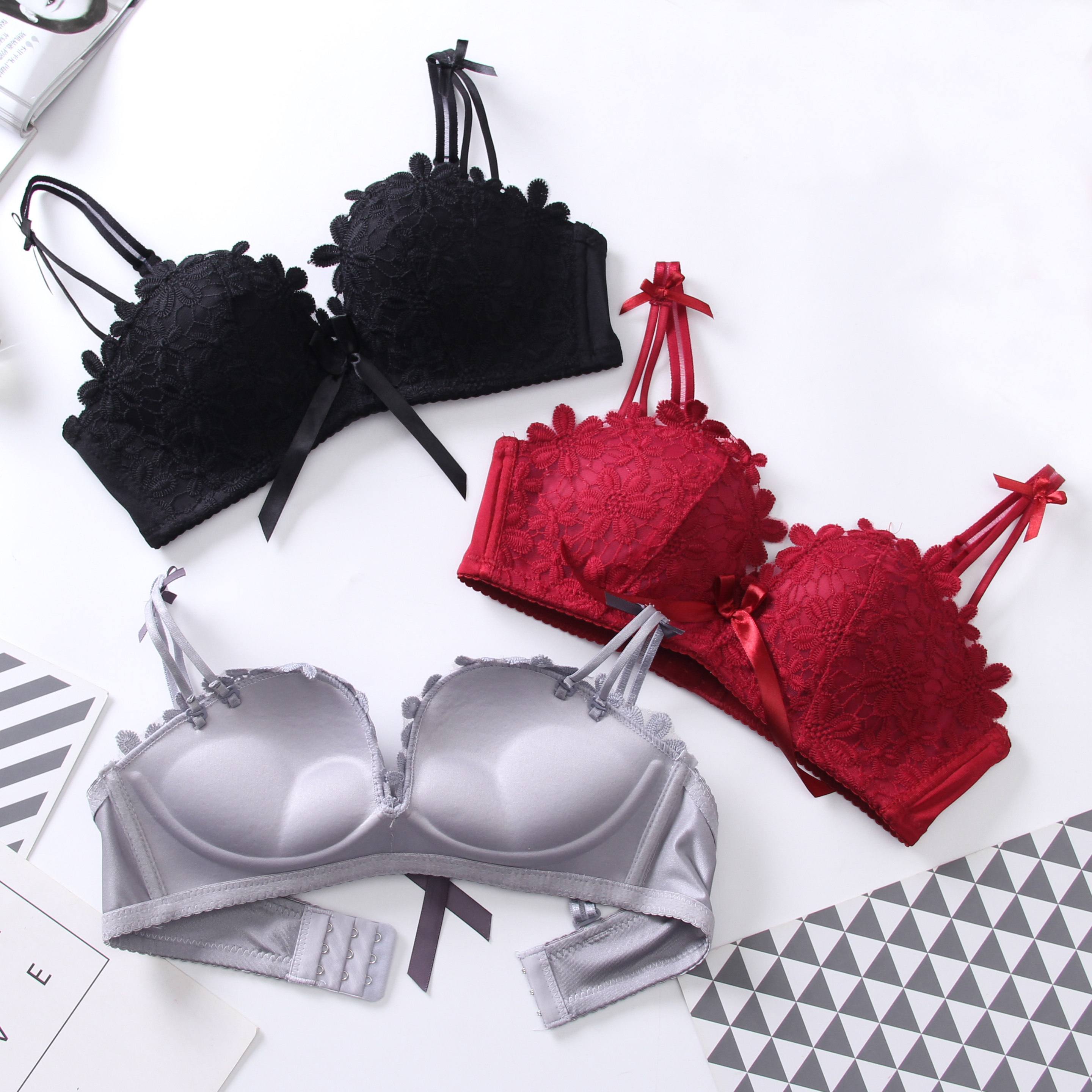 OEM China Supplier Breathable Adjustable Wire Free Floral  Lace Sexy Women Bra Panty Sets