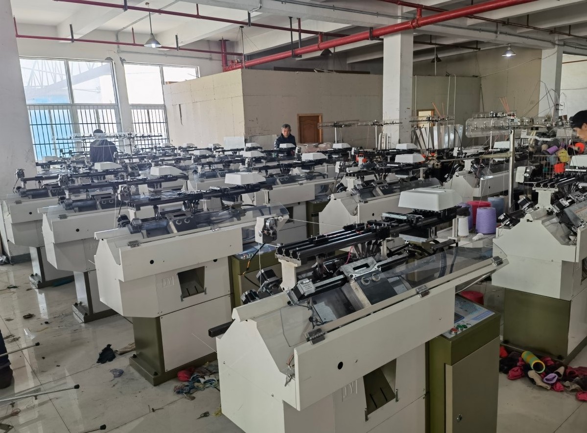 Automatic Customization Glove Sewing Machine Gloves Production Machinery Gloves Knitting Machine Price