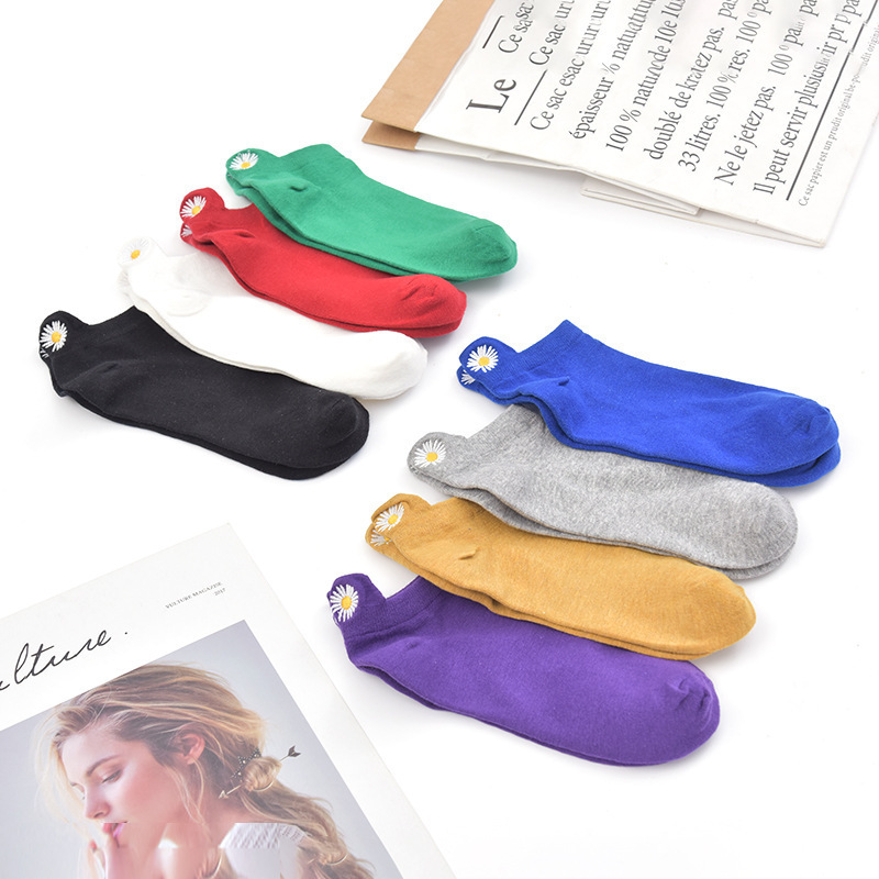 Wholesale Cheap Women Low Cut Girls Ladies Solid Ankle Funny Short Socks flower Cotton 100% Sneaker Socks with Embroidery