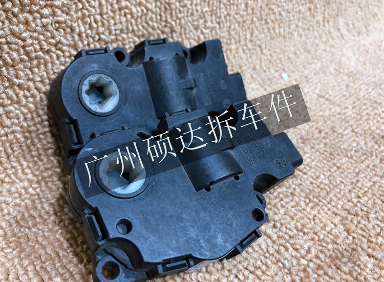 Used original equipment manufacturers 64119321034 for bmw E87 E90 E70 F20 F30 F25 F15 Air Conditioning Motor