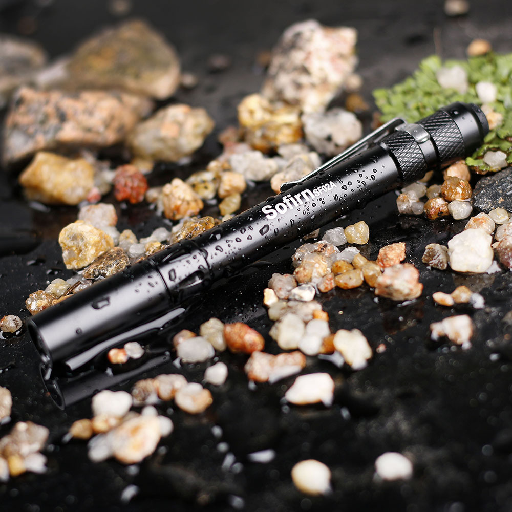 High quality wholesale light weight IPX-8 Waterproof pen light flashlight