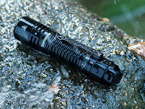 Best Price 2800lm Throw 223M High Quality IPX8 Waterproof EDC Tactical Torch Shock Resistant Self Defense led Flashlight