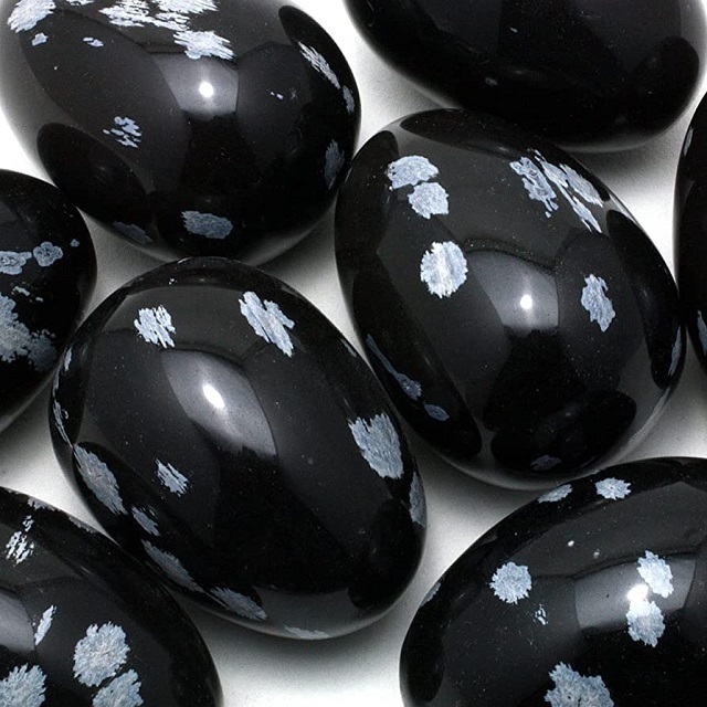 Latest 2023 High Quality  Snow Flake Obsidian Egg Wholesale Gemstone Egg for Healing Balancing All Chakras From SOHA AGATE