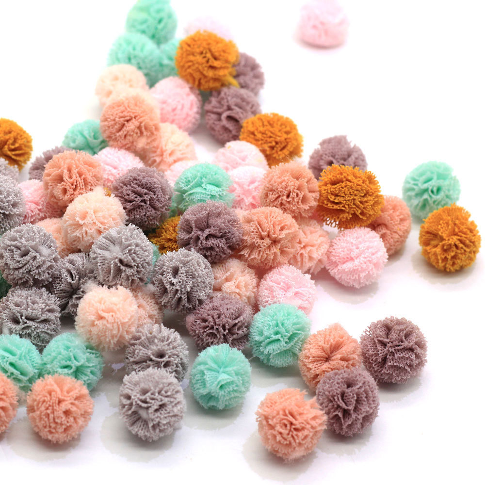 Christmas Occasion 15MM Pastel Little Cotton Pom Poms Fur Fluffy Pompoms Balls Wall Hanging Keychain Diy