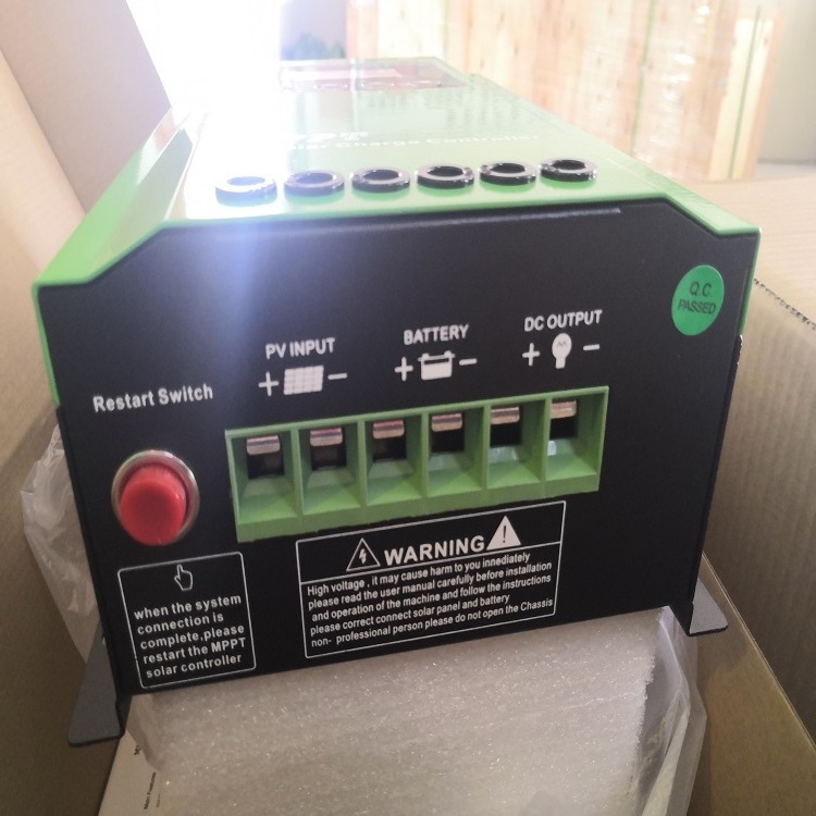 smart solar charge controller mppt solar charge boost controller