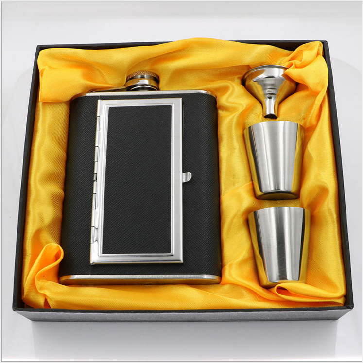 Solhui Creative Stainless Steel 304 Hip Flasks Cigarettes Case PU Leather Whiskey Alcohol Bottle With Funnel Sets Gifts