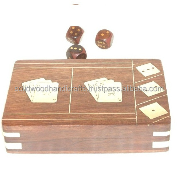 WOODEN PLAYING CARD BOX ITEM