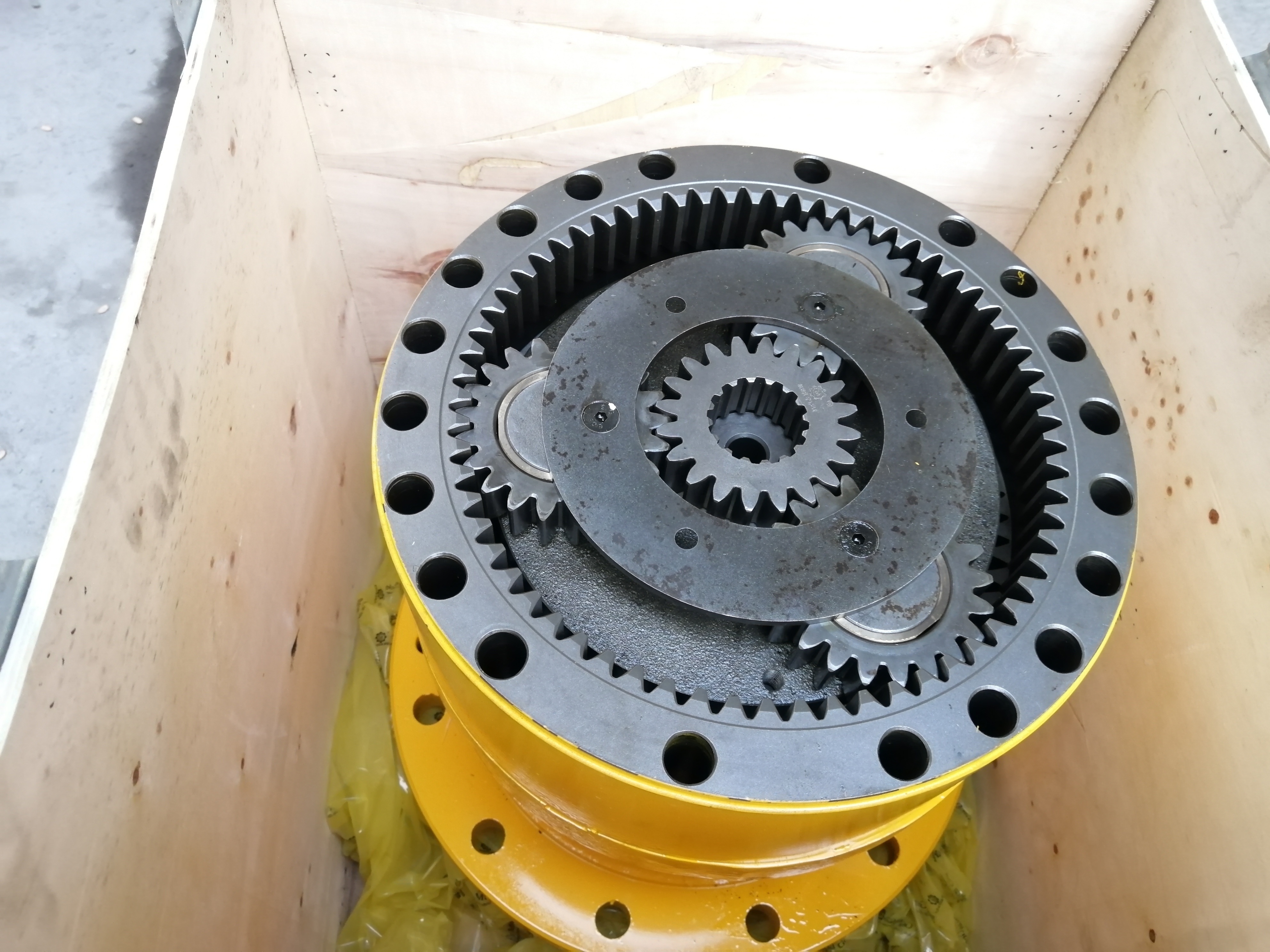 31N6-10180 Swing Gearbox Assy For R210-5 R210-7 R225-7 Excavator Swing Drive