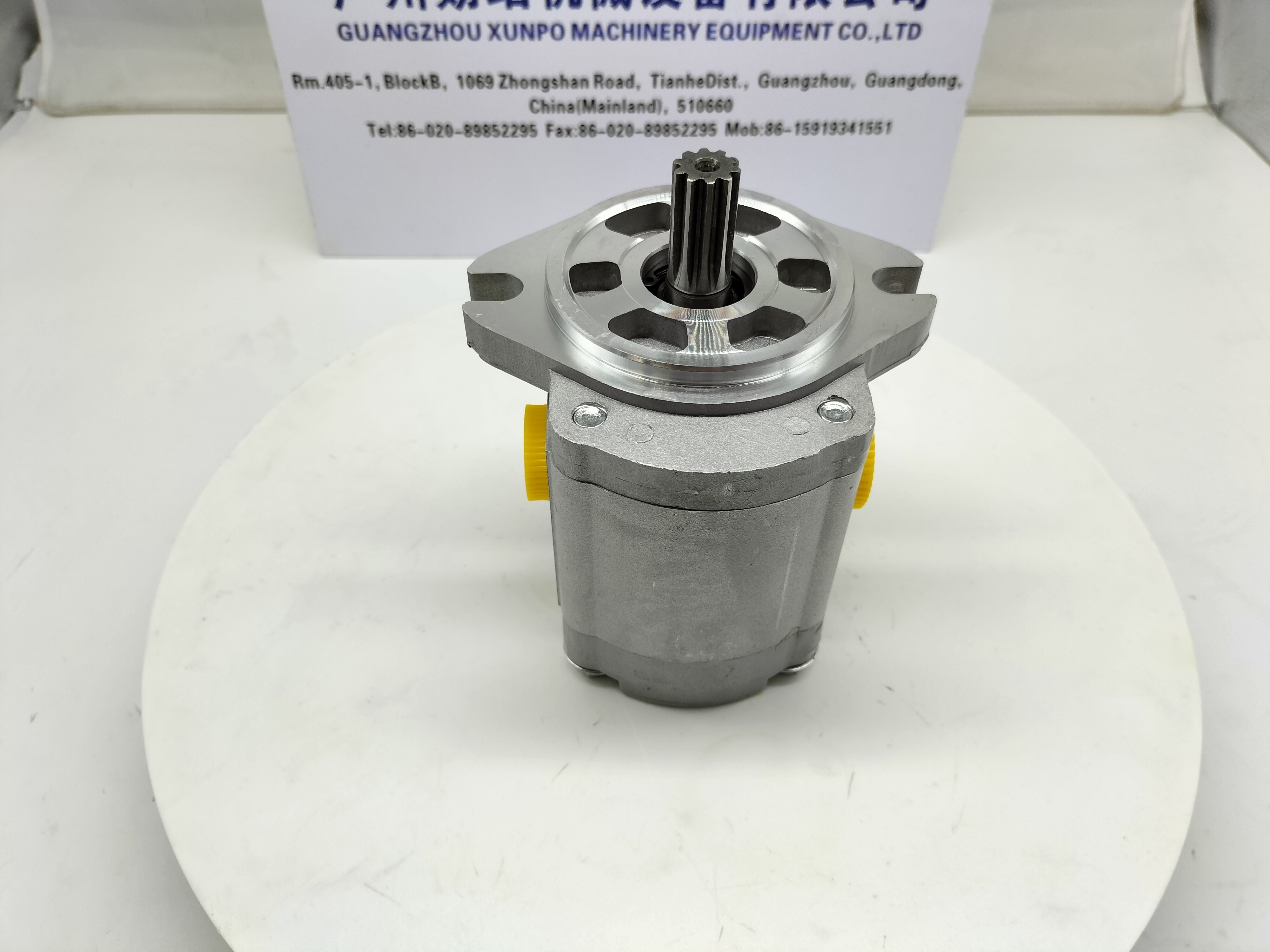 High quality  Excavator parts EX200-3 EX200-5 ZAX200 Hydraulic Transmission Gear Pump HPV102 Pilot Pump 4276918 9218005