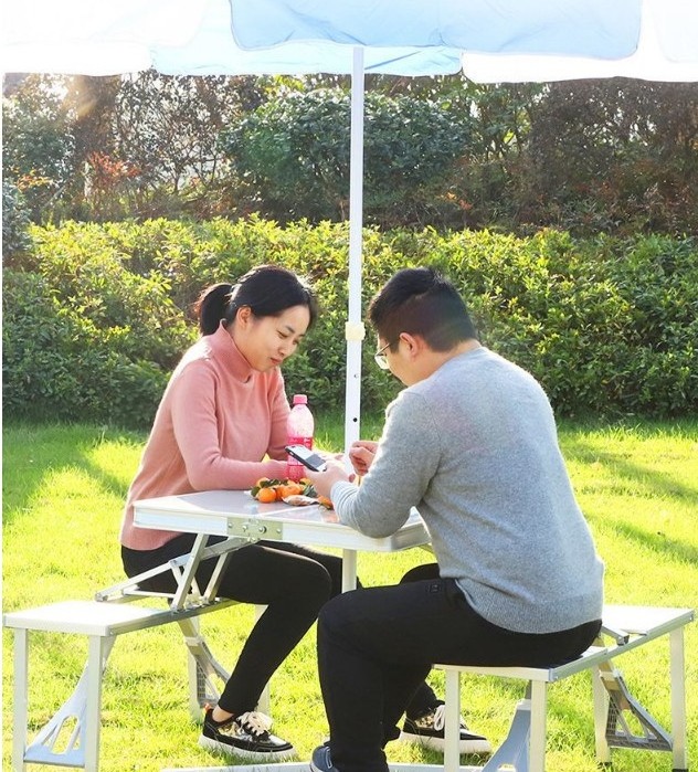 Outdoor Table and Outdoor Furniture General Use Aluminum folding picnic table with chairs