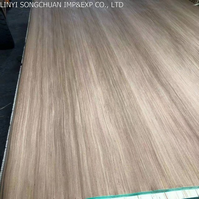 China Engineered White Recon Veneer for Plywood 4*8