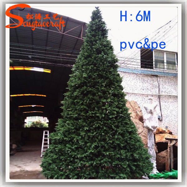 Large Led Artificial Giant Christmas Tree Stand Christmas Decoration Supplies for Decoration on Christmas Ornament Wooden Carton