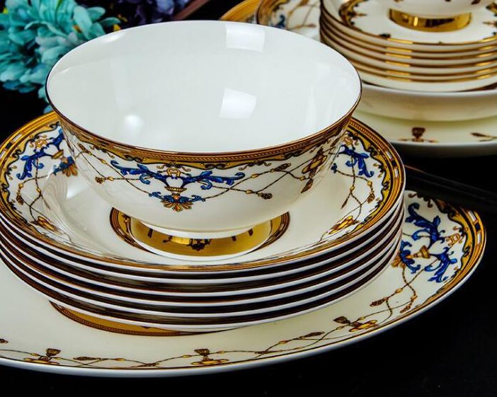 Wholesale luxurious ceramic melamine  plate sets dinnerware for wedding Size and shape can be customized