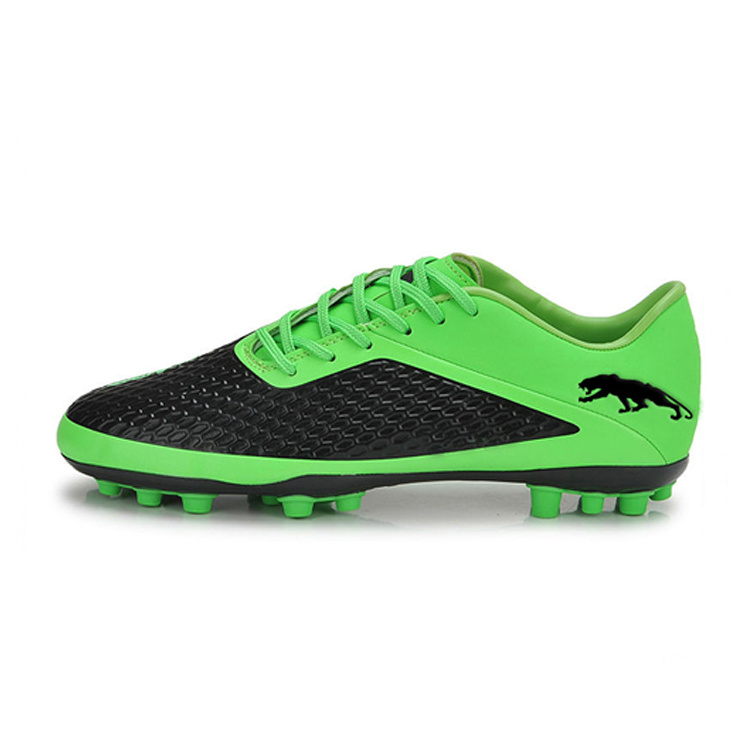 Breathable FG soccer cleats, artificial grass football boots, outdoor training soccer shoes