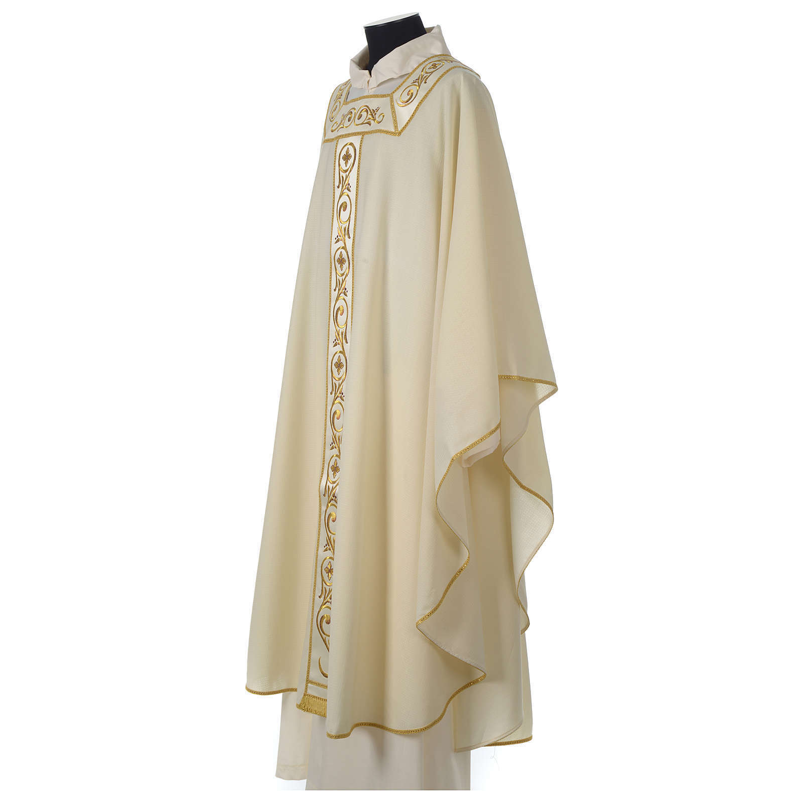 2023 catholic chasuble in quality polyester and machine embroidered stole