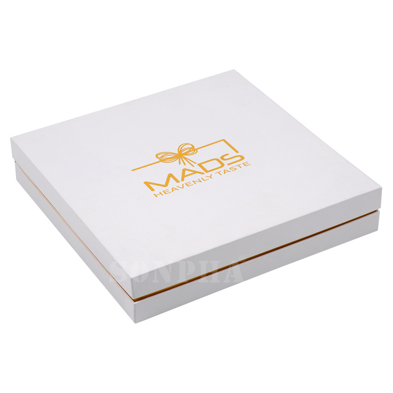 Custom High Quality Rigid Cardboard Chocolate Dessert Gift Candy Cookie Macarons Box With Gold Cardboard Divider