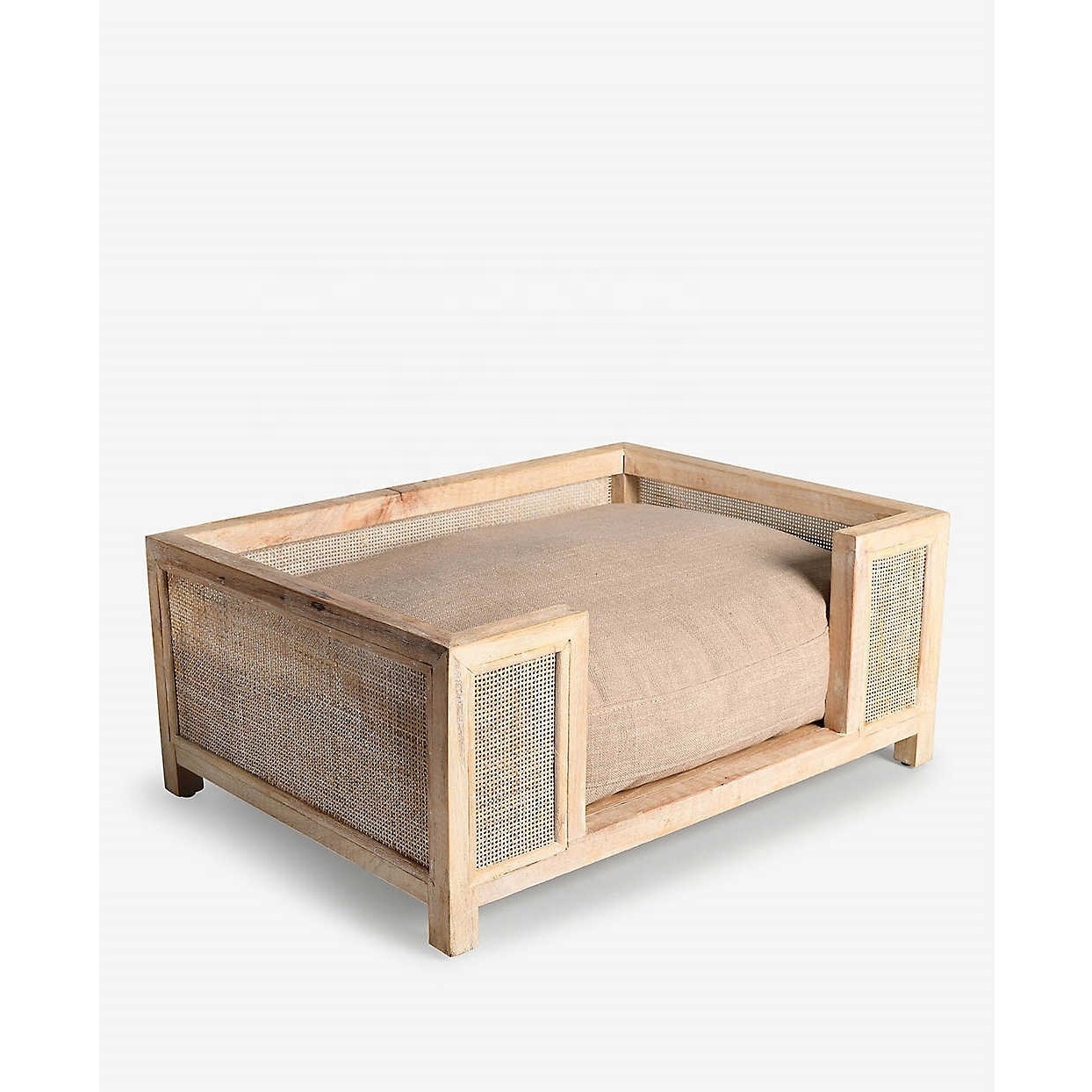 Dog Beds Wooden Pet Supplies Rattan Pine Wood Best Selling Natural Solid Hand Wash Son Tra Craft Removable Cover STP1004