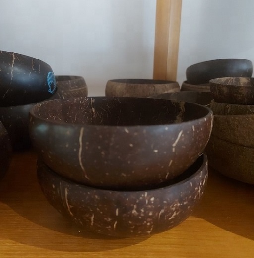 Coconut Shell Bowls  with Good Price Handmade from Viet Nam /  Customized bowls/ coconut bowl with Logo