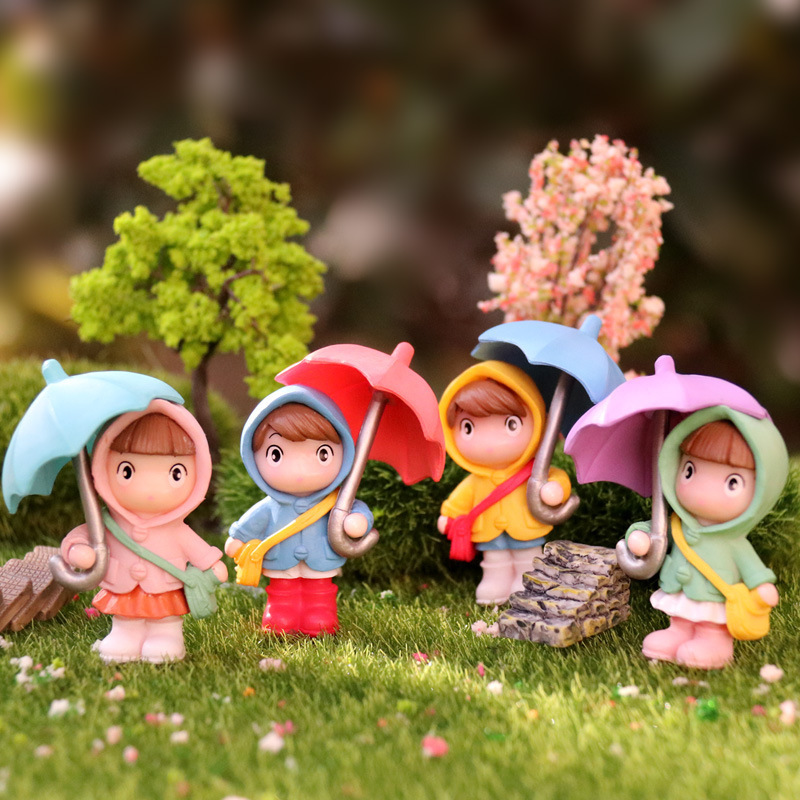 Soododo Cartoon Umbrella Boys and Girls Desktop Decoration Raincoat Satchel Figure Micro Landscape Gardening Decoration