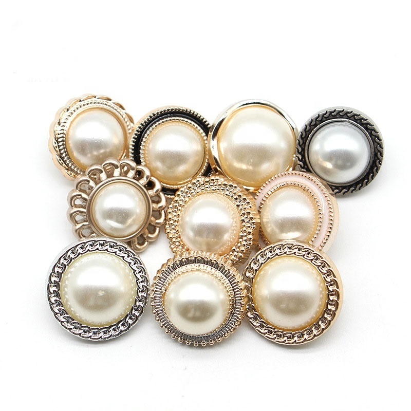 15MM 18MM 20MM 23MM Luxury Flowers Sewing Button Gold Metal Pearl Shank Buttons For Women tShirt Coat Garment