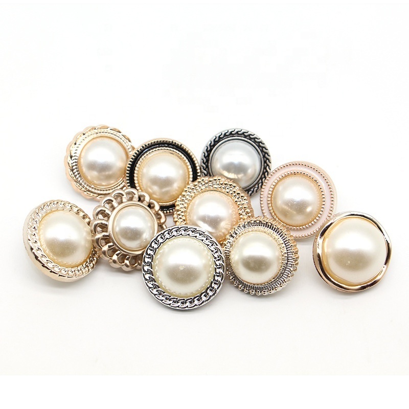 15MM 18MM 20MM 23MM Luxury Flowers Sewing Button Gold Metal Pearl Shank Buttons For Women tShirt Coat Garment