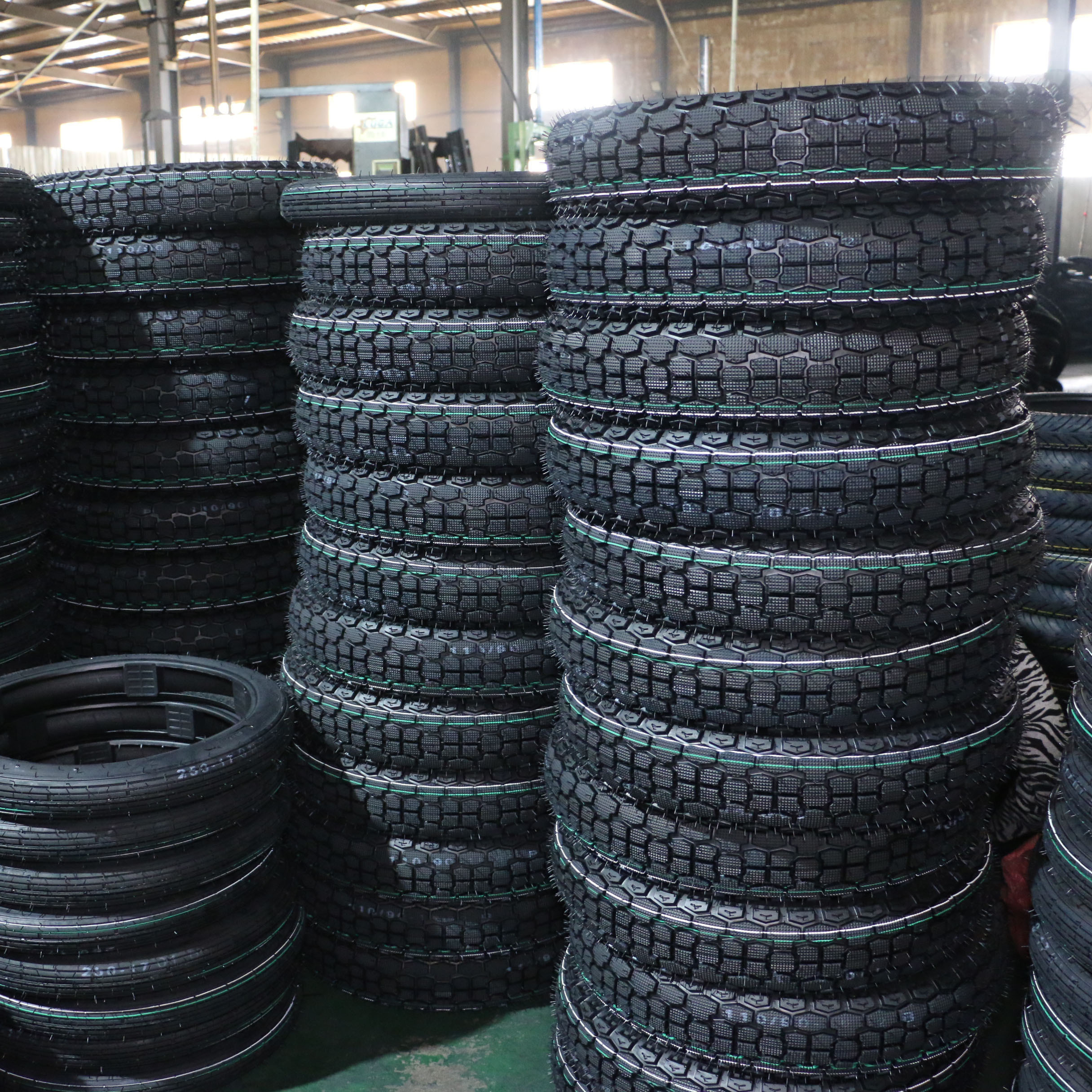 110 90 16 motorcycle tyre