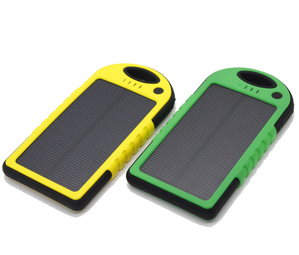 New Arrival Outdoor Waterproof Solar Powerbank Cell Phone Portable Solar Charger