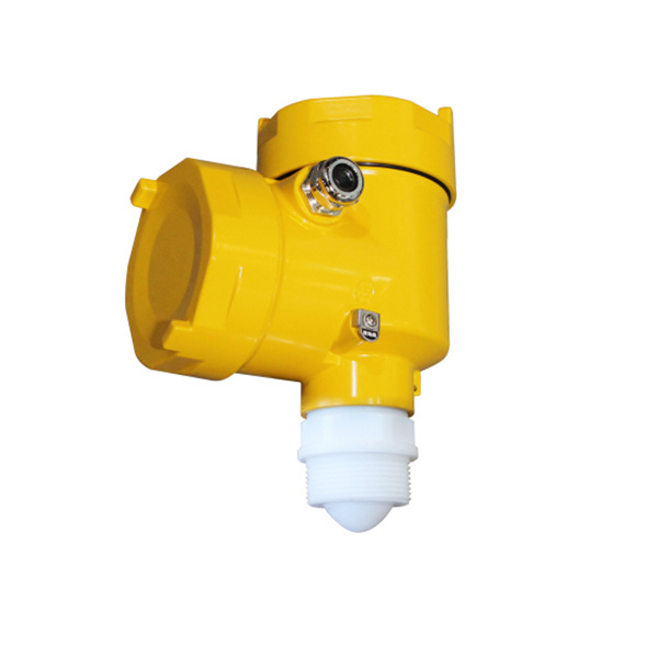 non-contact radar liquid level transmitter with transmission frequencies ranging  80gHz