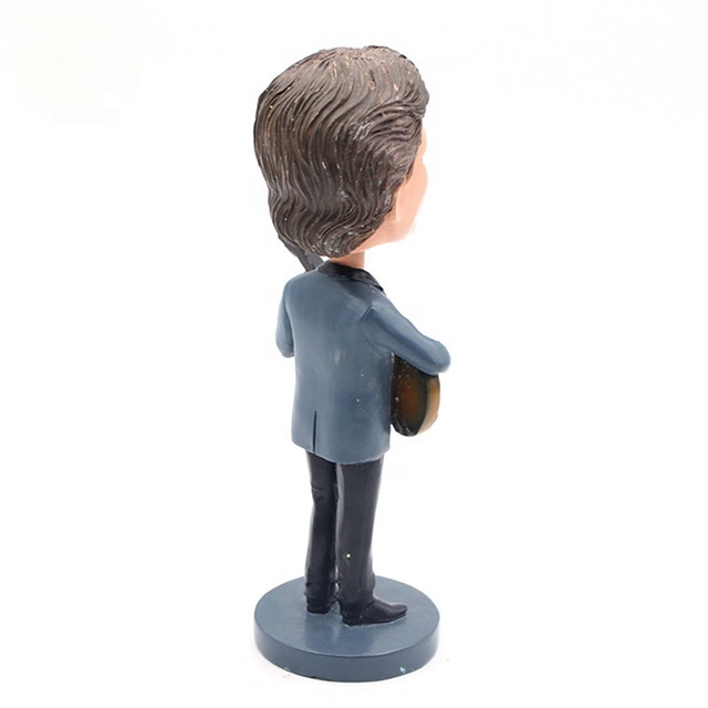 Custom wholesale resins bobblehead rock music figures men and women figurine year-end awards celebration decarations