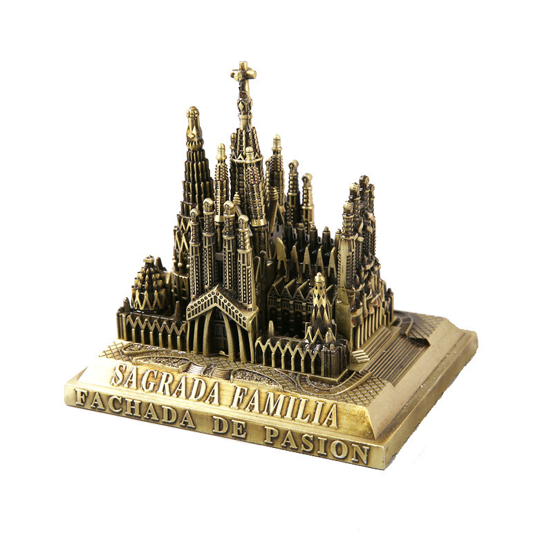 Church Model Decoration Wholesale Handicraft Gifts Barcelona Holy Cathedral Zinc Alloy Custom Logo Metal Iron Nautical Zhejiang